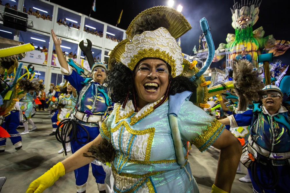 Foliões insulanos aguardam ansiosamente a definição de datas para os desfiles do Carnaval de 2021