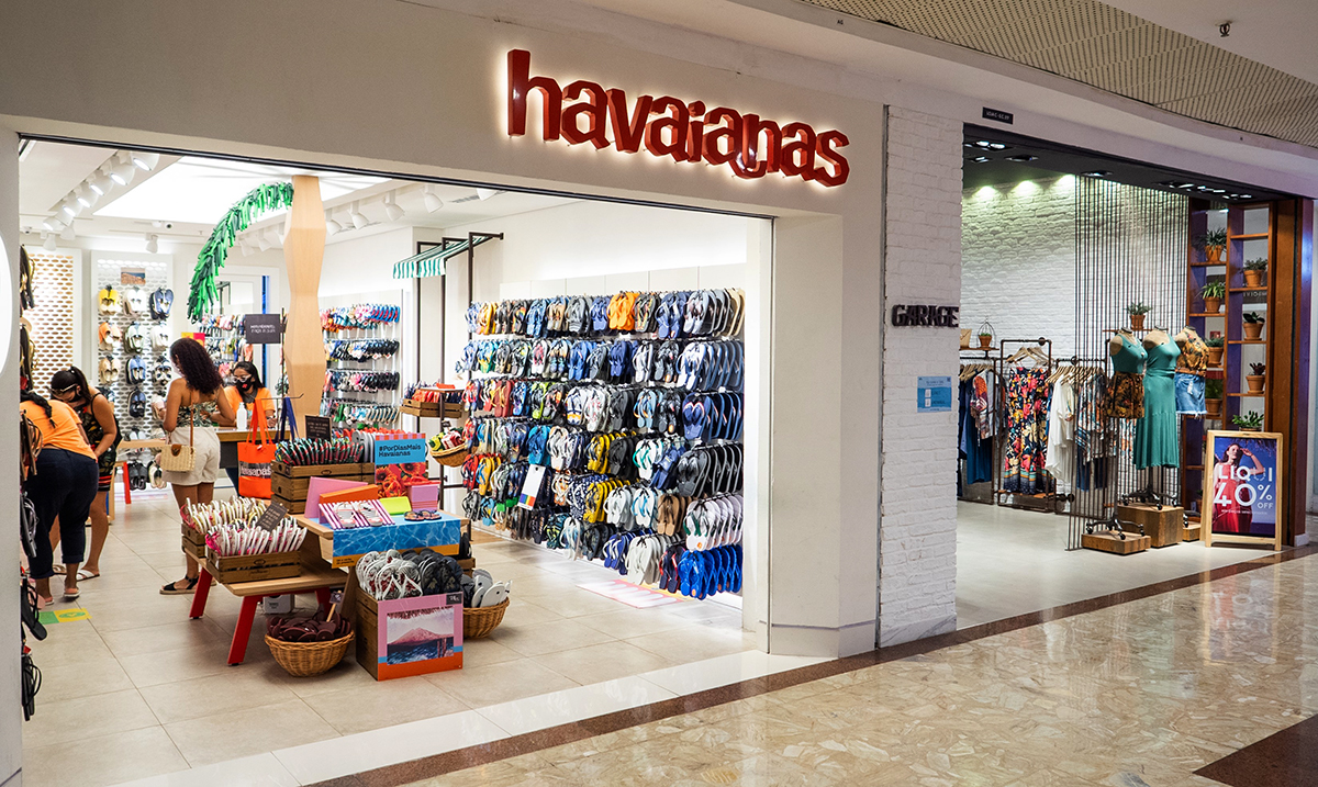 A marca Havaianas faz parte das novas opções de lojas e produtos que aumentam as oportunidades para comprar na Ilha