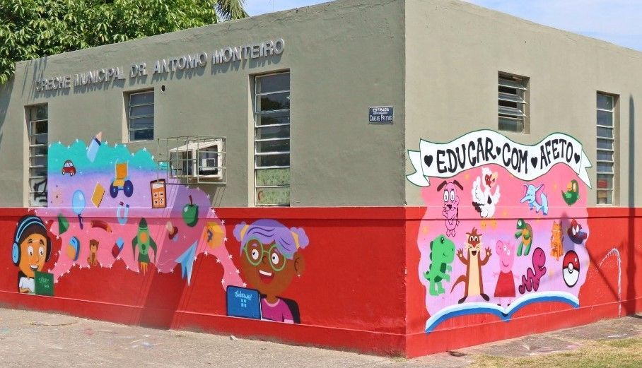 A Creche Municipal Dr. Antonio Monteiro foi uma das unidade grafitadas