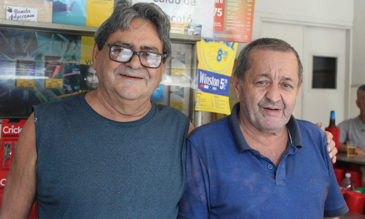 Inácio (esquerda) e Everaldo conquistaram a confiança da clientela com trabalho e simplicidade